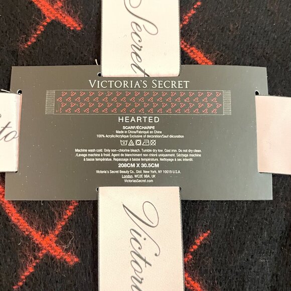 NEW Victoria's Secret Scarf Black Red Hearted Hearts Wrap Fringe NWT - Picture 9 of 11